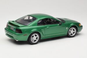Ford Mustang GT SN95 Grün Maisto 1:18 50326 Metall – Bild 3 von 8
