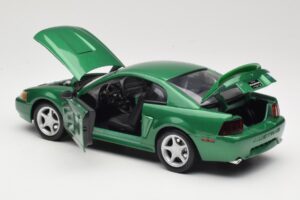Ford Mustang GT SN95 Grün Maisto 1:18 50326 Metall – Bild 5 von 8