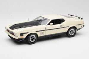 Ford Mustang Mach 1 Weiss Sun Star 1:18 3602 Metall