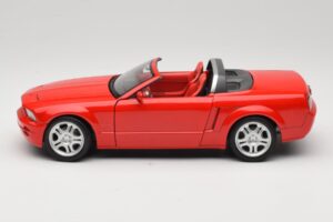 Ford Mustang S197 GT Cabriolet Rot Beanstalk Group 1:18 FOR10016R Metall – Bild 4 von 8