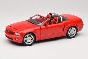 Ford Mustang S197 GT Cabriolet Rot Beanstalk Group 1:18 FOR10016R Metall