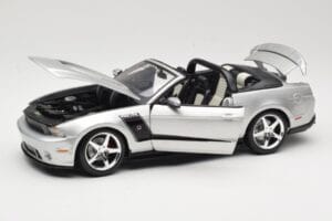 Ford Mustang S197 Roush 427R Cabriolet Silber Maisto 1:18 31669 Metall – Bild 2 von 8