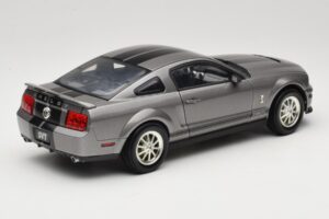 Ford Mustang S197 Shelby GT500 40th Anniversary Grau Shelby Collectibles 1:18 DC075005 Metall – Bild 3 von 8