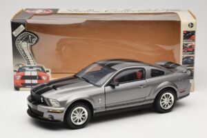 Ford Mustang S197 Shelby GT500 40th Anniversary Grau Shelby Collectibles 1:18 DC075005 Metall – Bild 8 von 8