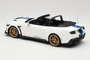 Ford Mustang S650 Shelby Super Snake Oxford White GT Spirit 1:18 GT572 Resin – Bild 5 von 6