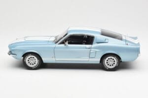 Ford Mustang Shelby GT500 Hellblau Metallic Mit Weissen Streifen AUTOart 1:18 72907 Metall – Bild 4 von 8