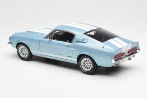 Ford Mustang Shelby GT500 Hellblau Metallic Mit Weissen Streifen AUTOart 1:18 72907 Metall – Bild 7 von 8