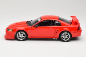 Ford Mustang SVT Cobra R SN95 Rot Maisto 1:18 531872 Metall – Bild 4 von 8