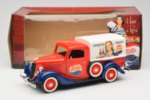 Ford Pickup Truck Pepsi-Cola Solido 1:18 99053 Metall – Bild 8 von 8