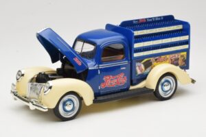 Ford Pepsi-Cola Replica Golden Wheel 1:18 PF351 Metall – Bild 2 von 8