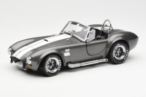 Ford Shelby Cobra 427 S/C Grau Metallic Mit Weissen Streifen Kyosho 1:18 08045GRW Metall