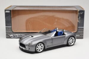 Shelby Cobra Cabriolet Grey Metallic Hot Wheels 1:18 G7220 Metall – Bild 8 von 8