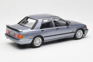 Ford Sierra RS Cosworth Hellblau MCG 1:18 MCG18174 Metall – Bild 2 von 6