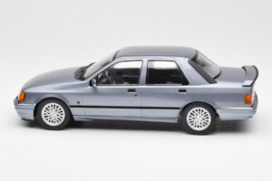 Ford Sierra RS Cosworth Hellblau MCG 1:18 MCG18174 Metall – Bild 3 von 6