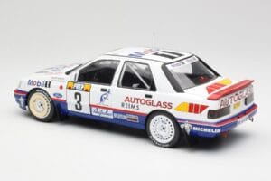 Ford Sierra RS Cosworth 4x4 #3 M. Biasion / T. Siviero Rally Monte Carlo 1992 MCG 1:18 MCG18355R Metall – Bild 5 von 6