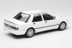 Ford Sierra RS Cosworth 4x4 Weiss MCG 1:18 MCG18353 Metall – Bild 2 von 6
