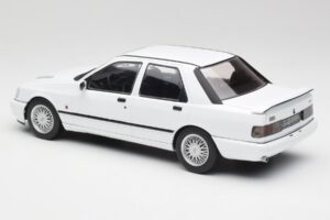Ford Sierra RS Cosworth 4x4 Weiss MCG 1:18 MCG18353 Metall – Bild 5 von 6