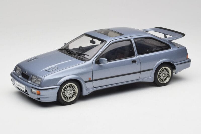 Ford Sierra RS Cosworth Moonstone Blau AUTOart 1:18 72863 Metall