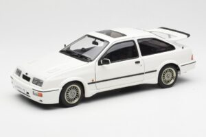 Ford Sierra RS Cosworth Weiss AUTOart 1:18 72862 Metall