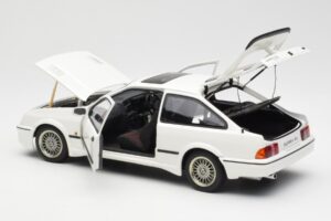 Ford Sierra RS Cosworth Weiss AUTOart 1:18 72862 Metall – Bild 5 von 8