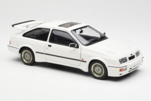 Ford Sierra RS Cosworth Weiss AUTOart 1:18 72862 Metall – Bild 6 von 8