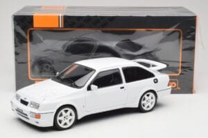 Ford Sierra RS Cosworth Weiss IXO 1:18 18CMC121 Metall – Bild 6 von 6