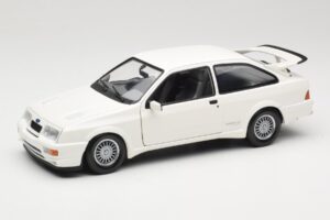 Ford Sierra RS Cosworth Weiss Minichamps 1:18 150084000 Metall