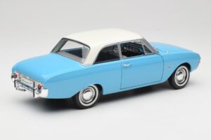 Ford Taunus 12M P1 Taunus Blue Revell 1:18 08880 Metall – Bild 3 von 8