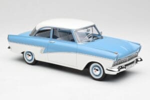 Ford Taunus 17M P2 Hellblau & Weiss BoS Models 1:18 BOS019 Metall – Bild 4 von 6