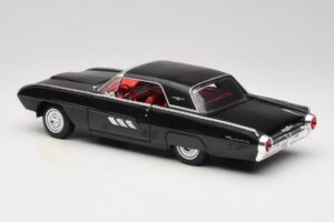 Ford Thunderbird Schwarz Anson 1:18 30344 Metall – Bild 7 von 8