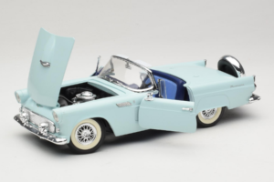 Ford Thunderbird Grün Revell 1:18 8804-G1 Metall – Bild 2 von 8