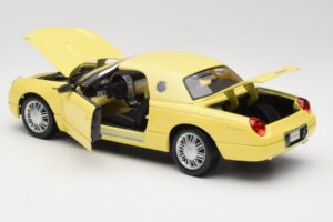 Ford Thunderbird Show Car Gelb Maisto 1:18 50336 Metall – Bild 5 von 8