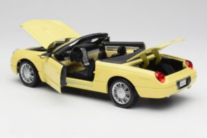 Ford Thunderbird Show Car Gelb Maisto 1:18 50335 Metall – Bild 5 von 8