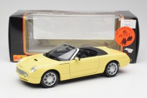 Ford Thunderbird Show Car Gelb Maisto 1:18 50335 Metall – Bild 8 von 8