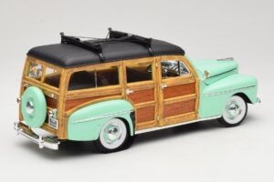 Ford Woody Panel Wagon Mintgrün Road Signature 1:18 20028 Metall – Bild 3 von 8