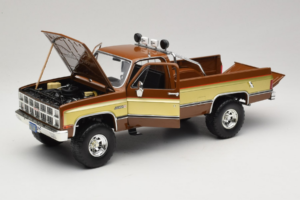 GMC K-2500 Sierra Grande Braun GreenLight 1:18 13560 Metall – Bild 2 von 8