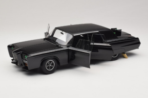 Chrysler Imperial Black Beauty Green Hornet TV Series AUTOart 1:18 71546 Metall – Bild 2 von 8