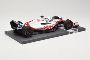 Haas VF-22 #20 K. Magnussen Bahrain GP 2022 Minichamps 1:18 117220120 Metall – Bild 3 von 6