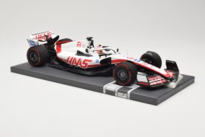 Haas VF-22 #20 K. Magnussen Bahrain GP 2022 Minichamps 1:18 117220120 Metall – Bild 4 von 6