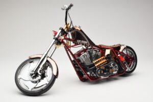 Harley-Davidson West Coast Choppers Diablo Soft Tail Gold Rot Minichamps 1:5 JJ04-05-03 Metall