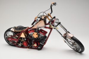 Harley-Davidson West Coast Choppers Diablo Soft Tail Gold Rot Minichamps 1:5 JJ04-05-03 Metall – Bild 5 von 6