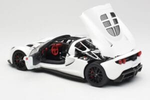 Hennessey Venom GT Weiss AUTOart 1:18 75404 Metall – Bild 5 von 8