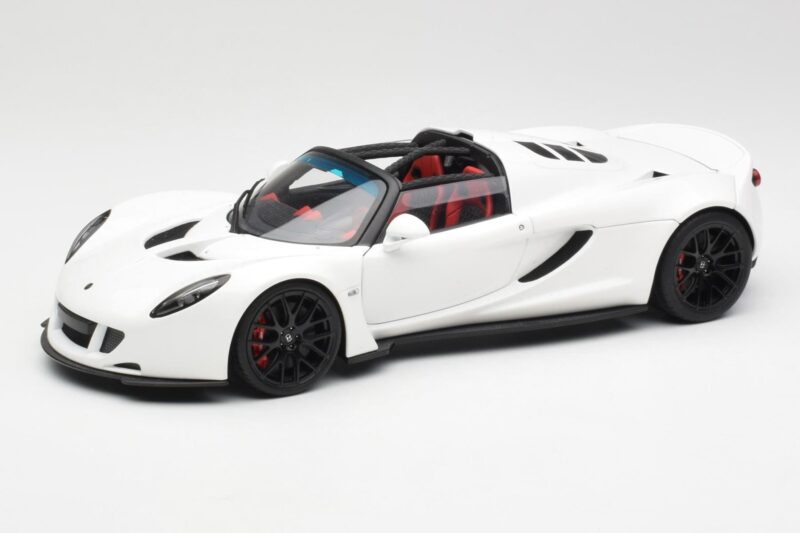 Hennessey Venom GT Weiss AUTOart 1:18 75404 Metall