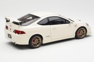Honda Integra DC5 Type R Mugen Weiss AUTOart 1:18 73251 Metall – Bild 3 von 8