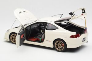Honda Integra DC5 Type R Mugen Weiss AUTOart 1:18 73251 Metall – Bild 5 von 8