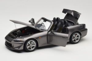 Honda S2000 AP2 Type S Moon Rock Metallic MotorHelix 1:18 M85111 Metall – Bild 3 von 9