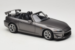 Honda S2000 AP2 Type S Moon Rock Metallic MotorHelix 1:18 M85111 Metall – Bild 7 von 9