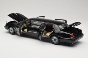 Hongqi Qijian CA7460 FAW 1:18 139940 Metall – Bild 5 von 8