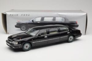 Hongqi Qijian CA7460 FAW 1:18 139940 Metall – Bild 8 von 8