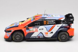 Hyundai i20 N Rally1 #11 T. Neuville / M. Wydaeghe Rally Japan WRC World Champion 2024 IXO 1:18 18RMC228 Metall – Bild 3 von 6